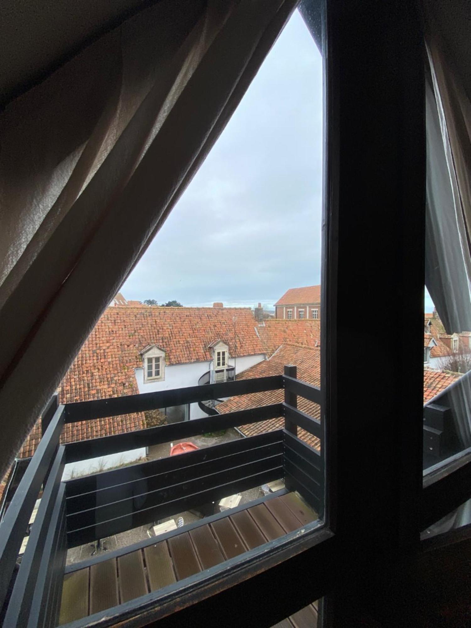 Dreibettzimmer mit Balkon
